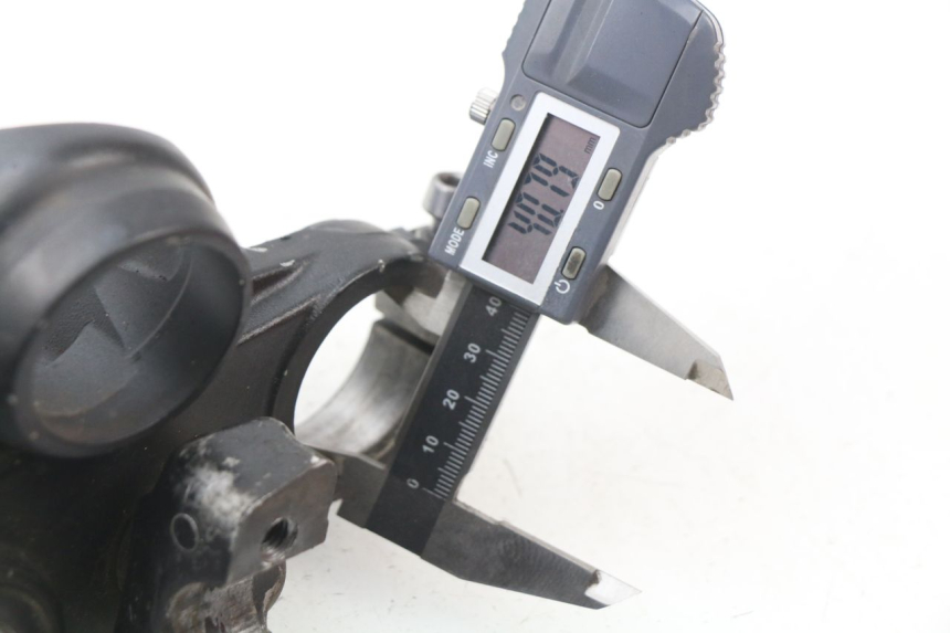 photo de UPPER FORK YOKE KAWASAKI ER-6 ER6 N 650 (2009 - 2011)