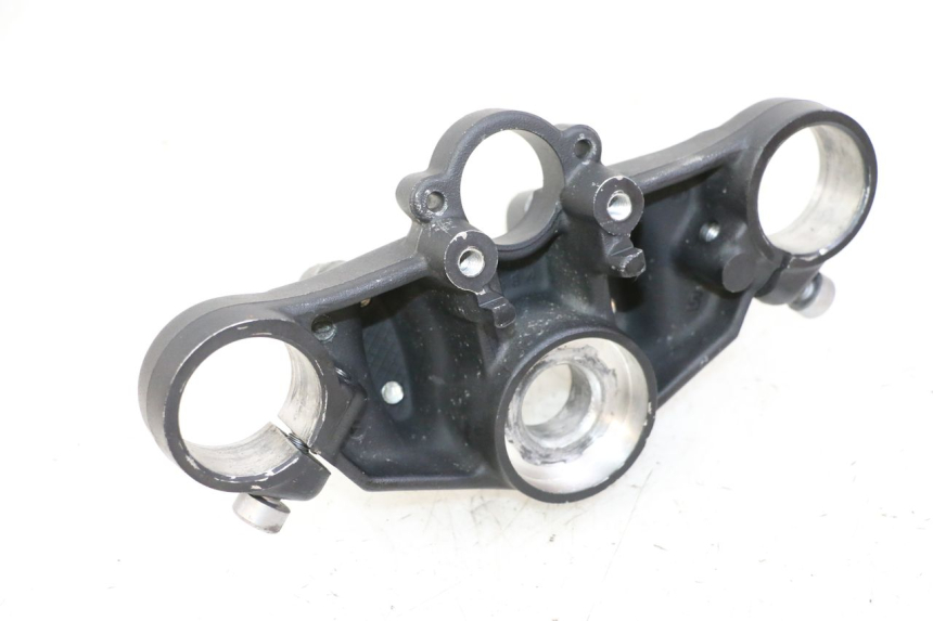 photo de UPPER FORK YOKE HONDA NTV DEAUVILLE 650 (2001 - 2006)