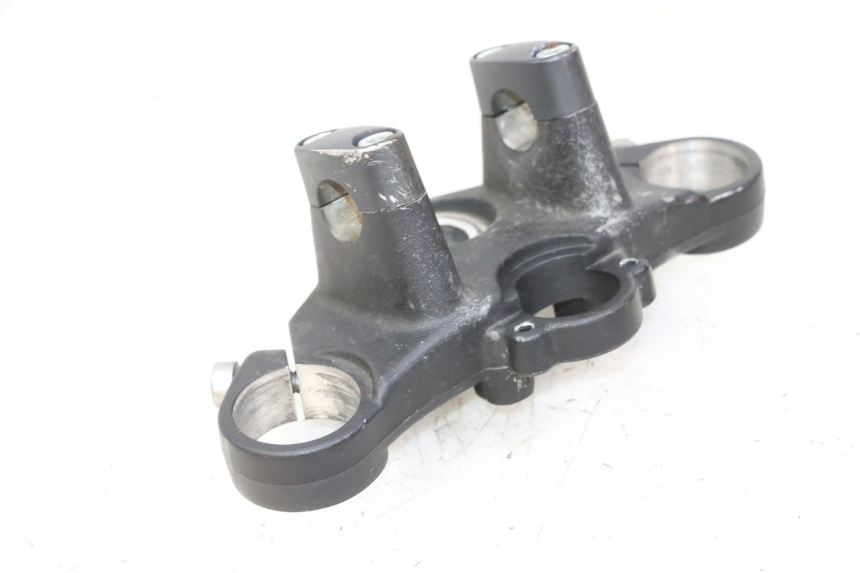 photo de UPPER FORK YOKE HONDA NTV DEAUVILLE 650 (2001 - 2006)