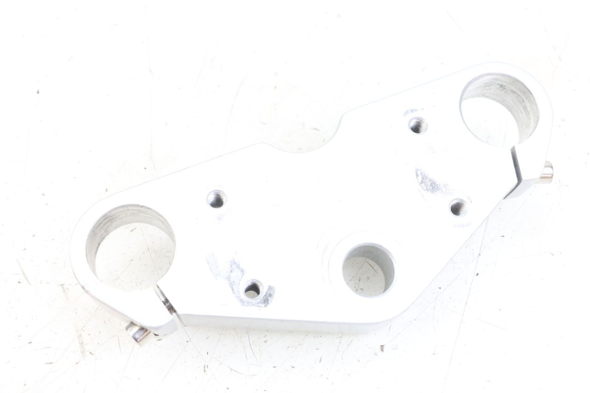 photo de UPPER FORK YOKE ASTOR ORCAL 125 (2015 - 2017)