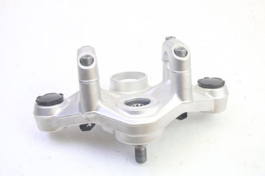 photo de UPPER FORK YOKE BMW R GS 1250 (2021 - 2024) - Alternative perspective