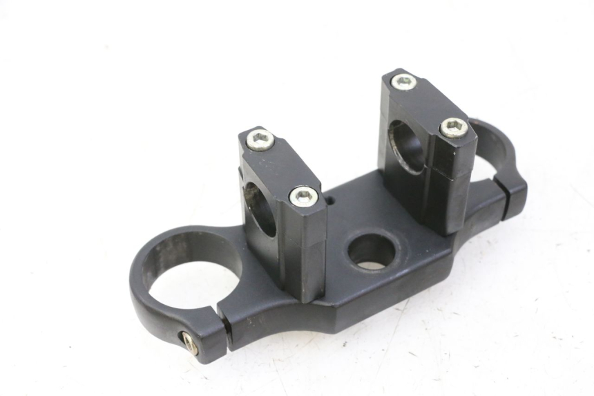 photo de UPPER FORK YOKE APOLLO RFZ 150