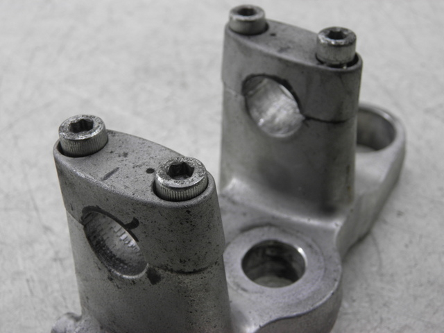 photo de UPPER FORK YOKE SUZUKI BURGMAN EXECUTIVE 650 (2008 - 2010)