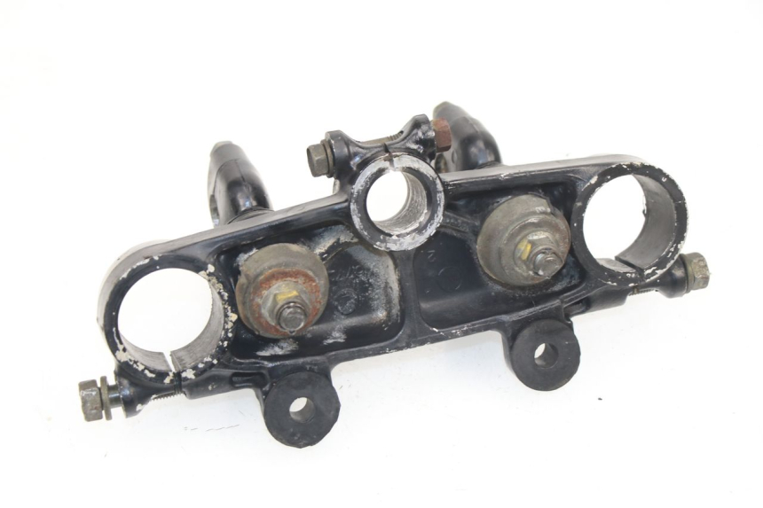 photo de UPPER FORK YOKE SUZUKI DR DJEBEL 600 (1985 - 1990)