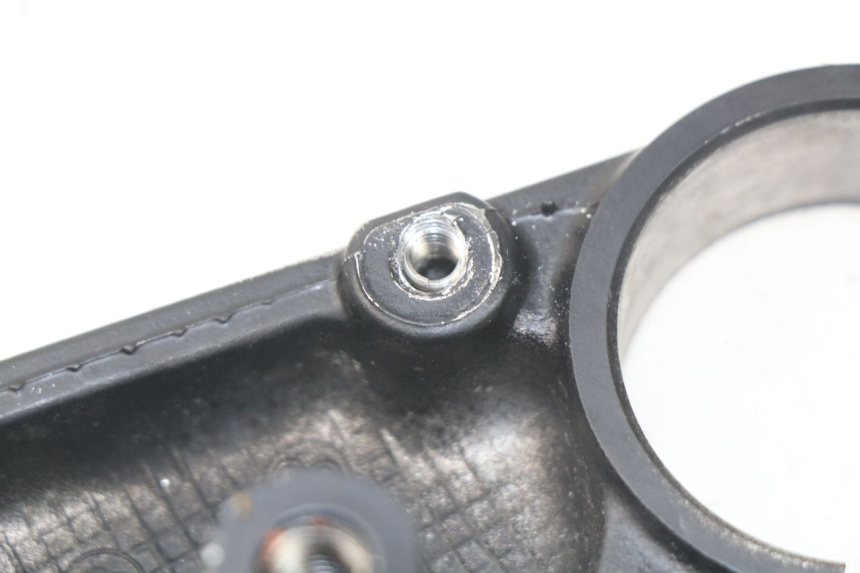 photo de UPPER FORK YOKE SUZUKI GSX-R GSXR 600 (2001 - 2003)