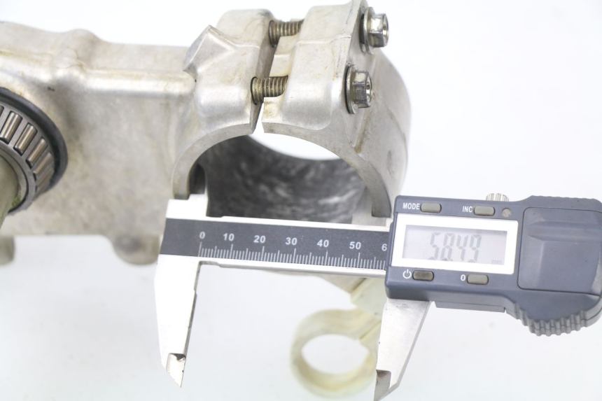 photo de UPPER FORK YOKE SUZUKI RM-Z RMZ 250 (2010 - 2016)