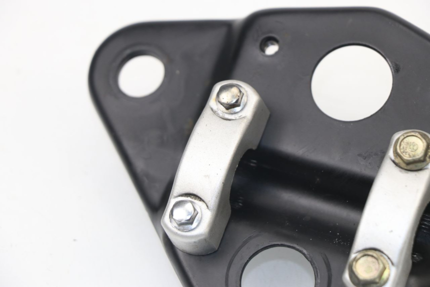 photo de UPPER FORK YOKE SYM XS 125 (2007 - 2016)