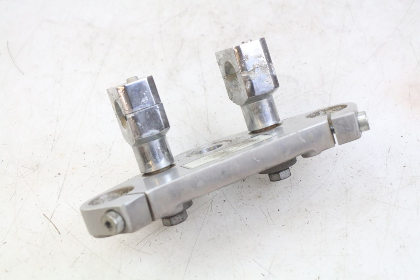photo de UPPER TRIPLE CLAMP DAELIM VL DAYSTAR 125 (2000 - 2011)
