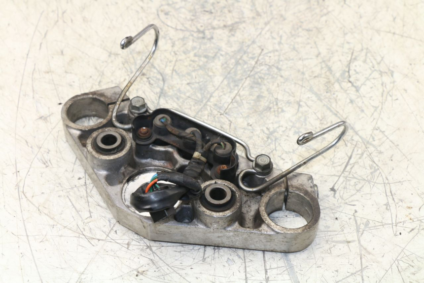 photo de UPPER FORK YOKE DAELIM VT 125 (1998 - 2003)