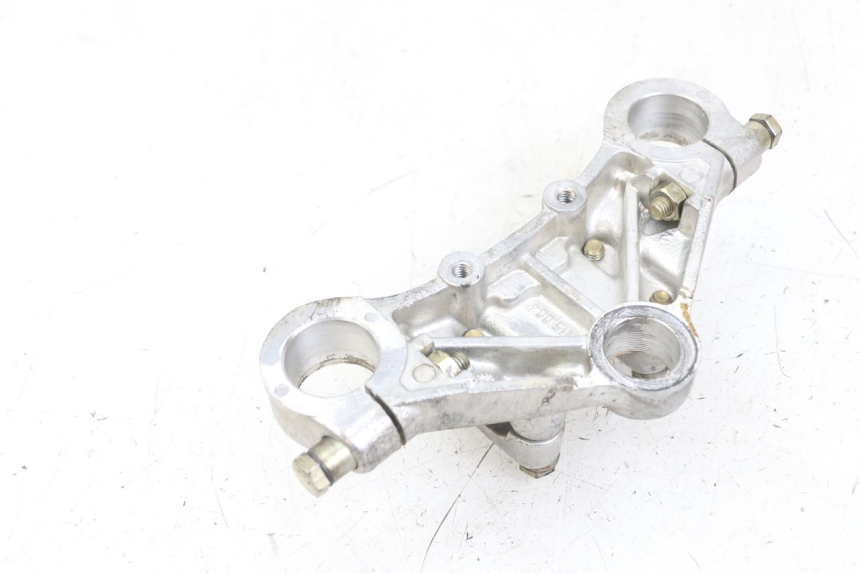 photo de UPPER TRIPLE CLAMP PEUGEOT XP6 50 (1997 - 2003)