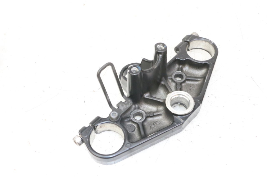 photo de UPPER FORK YOKE YAMAHA FZS FAZER 600 (2001 - 2003)