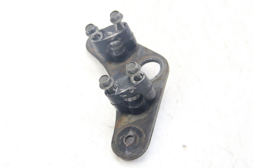 photo de UPPER TRIPLE CLAMP YAMAHA SR 125 (1996 - 2003)