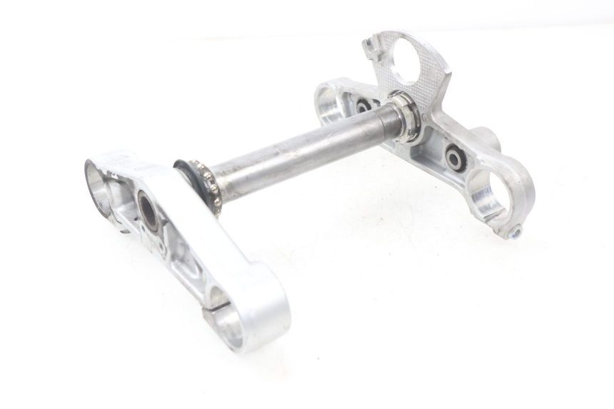 photo de UPPER FORK YOKE YAMAHA XP T-MAX TMAX 500 (2008 - 2012)
