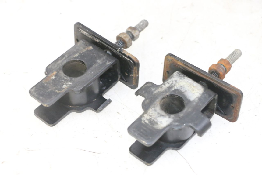 photo de CHAIN TENSIONER HONDA CBF 500 (2004 - 2007)