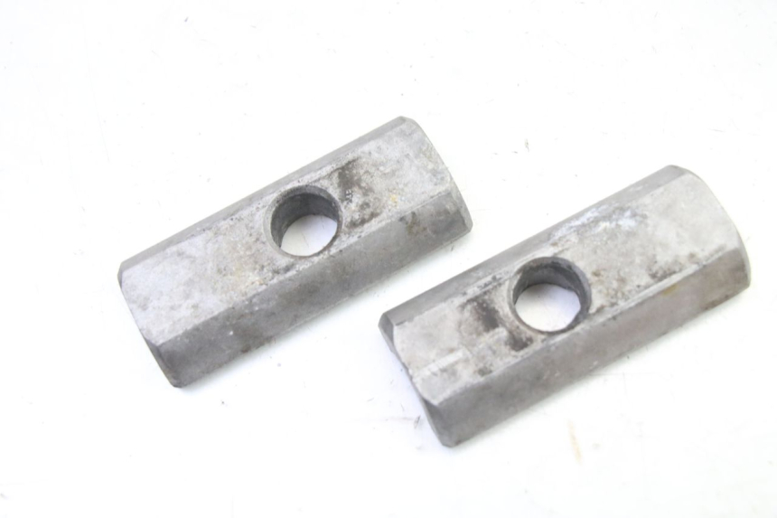 photo de CHAIN ADJUSTER APRILIA CLASSIC 125 (1995 - 2001)