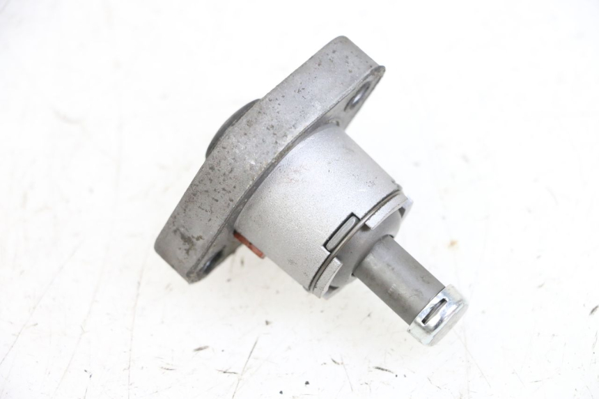 photo de CAM CHAIN TENSIONER KYMCO LIKE 125 (2009 - 2016) - Alternative perspective