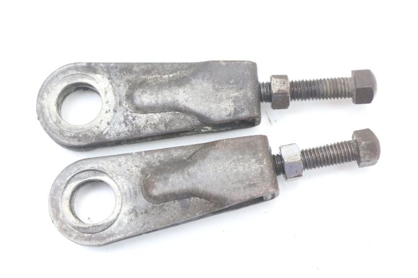 photo de CHAIN ADJUSTER SUZUKI GN 125 (1997 - 2000)