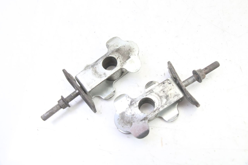 photo de CHAIN ADJUSTER SUZUKI GS GSE 500 (2001 - 2003)