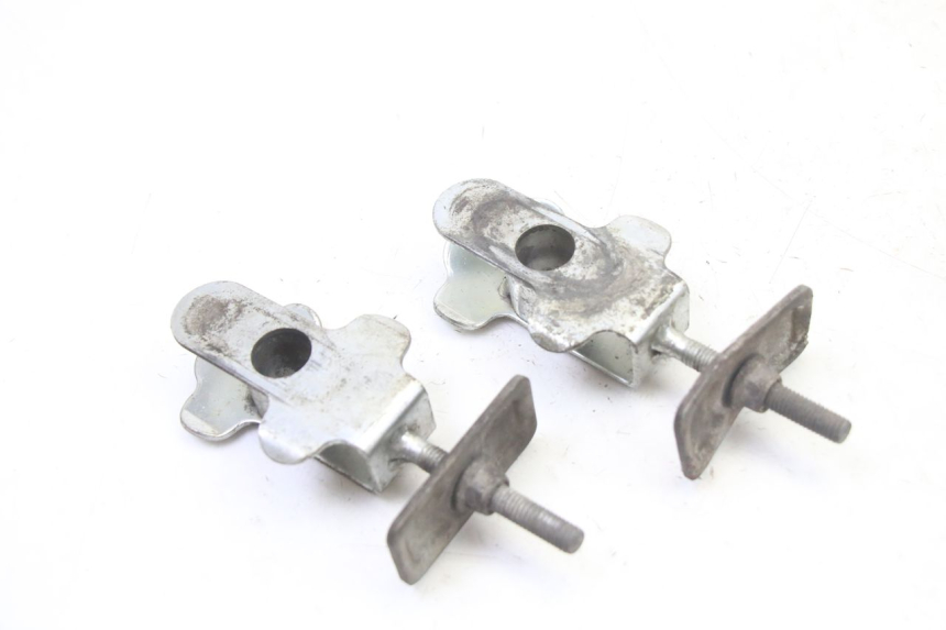 photo de CHAIN ADJUSTER SUZUKI GS GSE 500 (2001 - 2003)