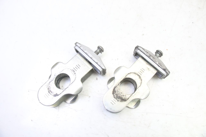 photo de CHAIN ADJUSTER SUZUKI GSR 750 (2011 - 2017)