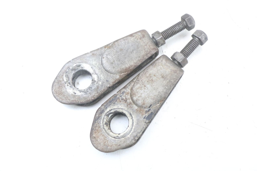 photo de CHAIN ADJUSTER SUZUKI GSX E 250 (1982 - 1983)