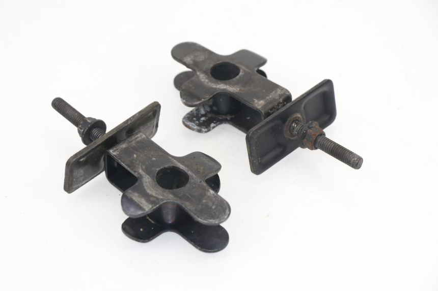 photo de CHAIN ADJUSTER SUZUKI GSX F GSXF 750 (1988 - 1998)
