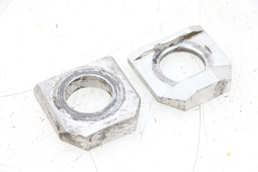 photo de CHAIN ADJUSTER SUZUKI GSXR GSX-R 1000 (2003 - 2004) - Main view