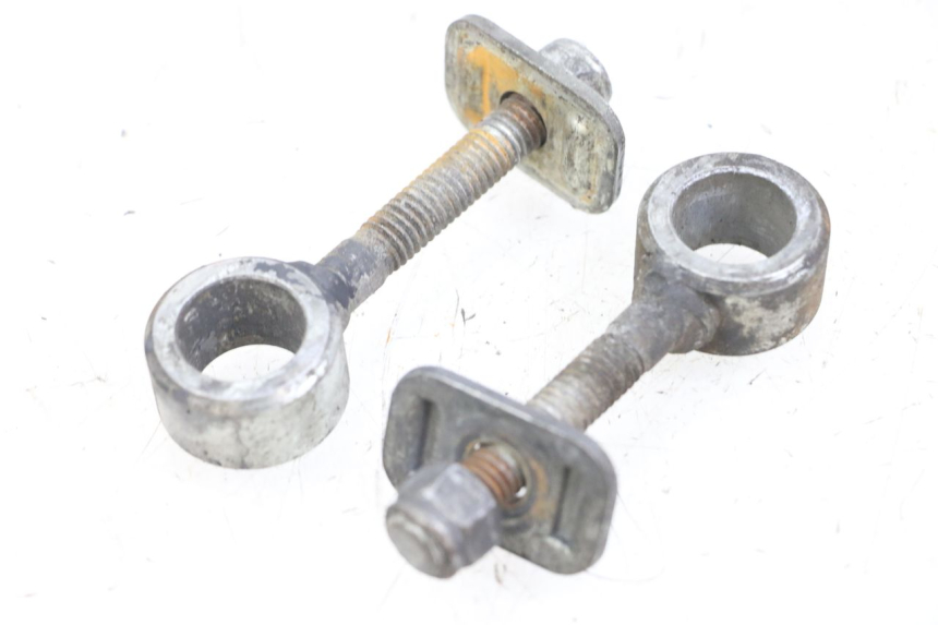 photo de CHAIN ADJUSTER HARLEY DAVIDSON SPORTSTER XL CUSTOM 1200 (2003 - 2004)