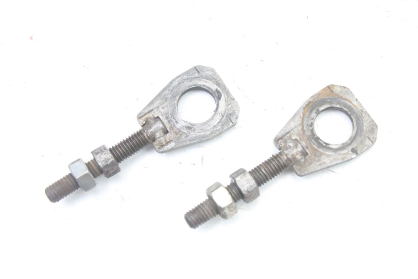 photo de CHAIN ADJUSTER HONDA CR 85 (2003 - 2007)