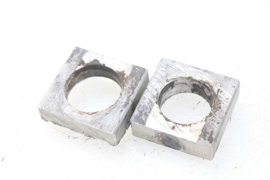 photo de CHAIN ADJUSTER HONDA CRF CR-F 450 (2005 - 2008)