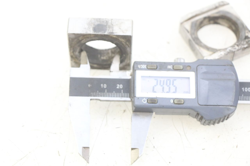 photo de CHAIN TENSIONER HONDA CRF CR-F 450 (2009 - 2012)