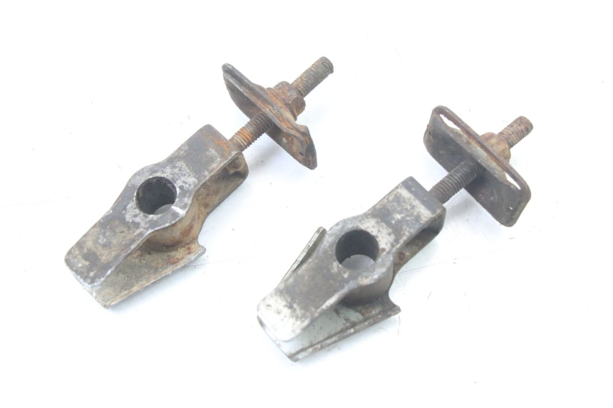 photo de CHAIN ADJUSTER HONDA MTX TC02 125 (1987 - 1989)