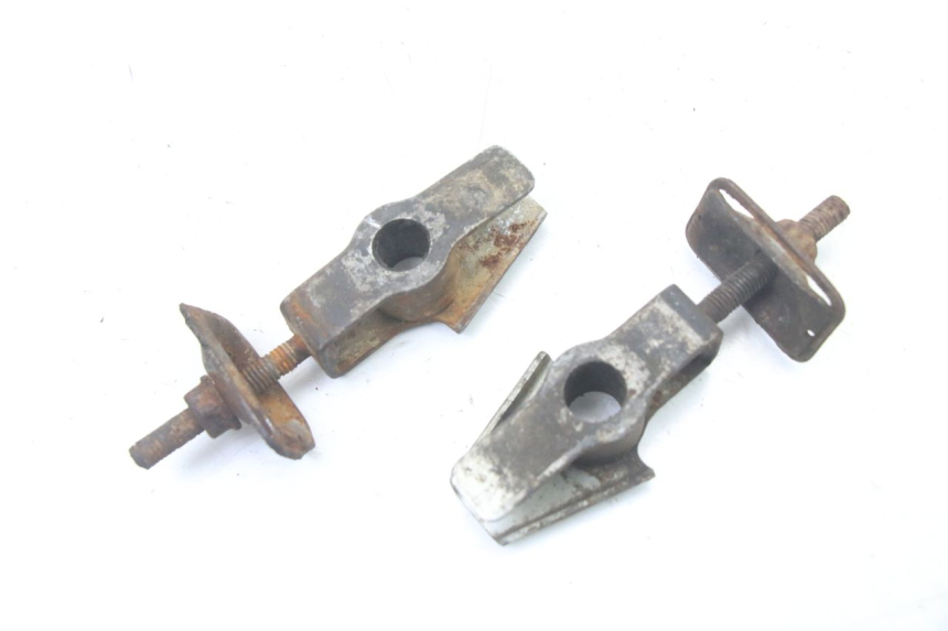 photo de CHAIN ADJUSTER HONDA MTX TC02 125 (1987 - 1989)