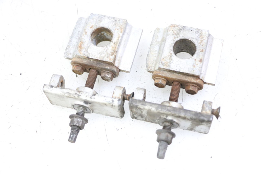 photo de CHAIN ADJUSTER KAWASAKI ZR7 ZR-7 S 750 (1999 - 2004)