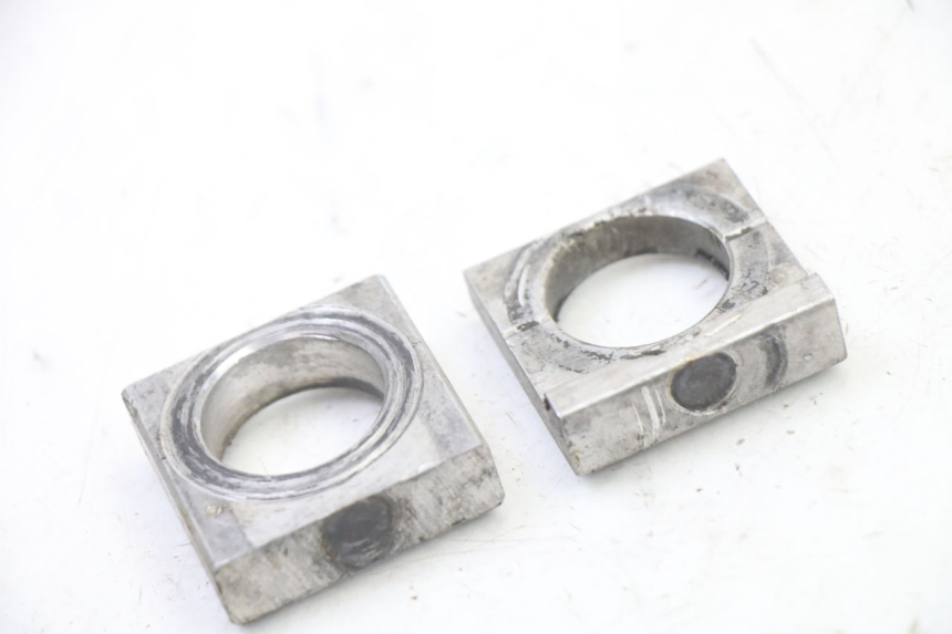 photo de CHAIN ADJUSTER KAWASAKI KX F KXF 450 (2009 - 2011)