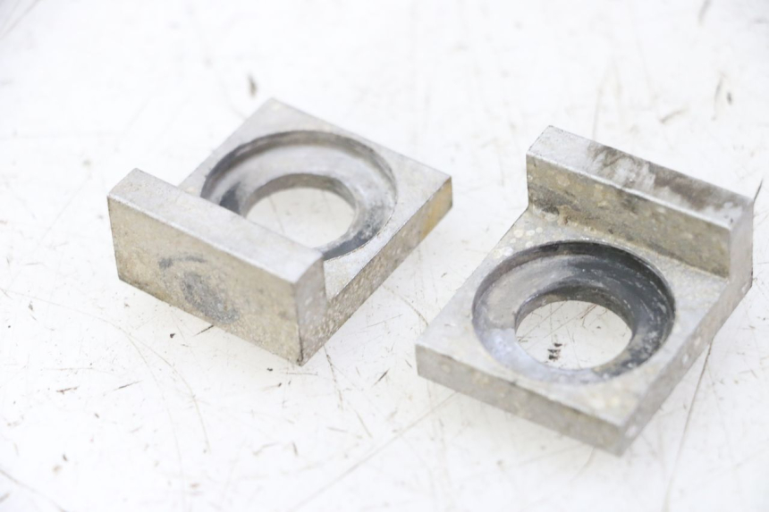 photo de CHAIN ADJUSTER APOLLO RFZ 125