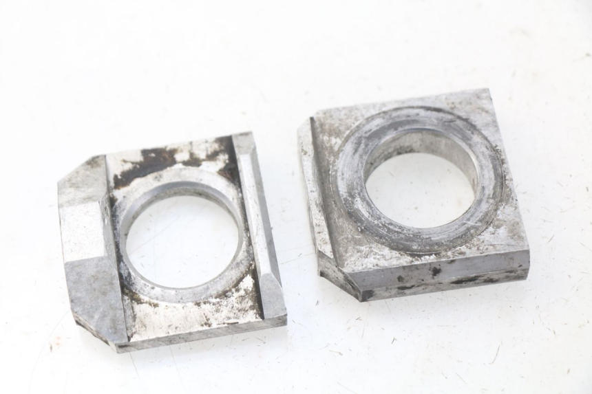 photo de CHAIN ADJUSTER SUZUKI GSX-R GSXR 600 (2001 - 2003)