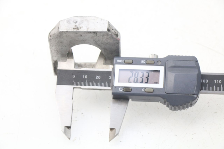 photo de CHAIN ADJUSTER SUZUKI GSX-R GSXR 600 (2001 - 2003)
