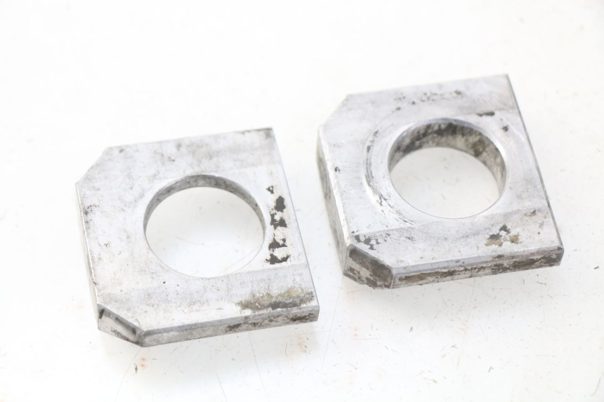 photo de CHAIN ADJUSTER SUZUKI GSX-R GSXR 600 (2001 - 2003)