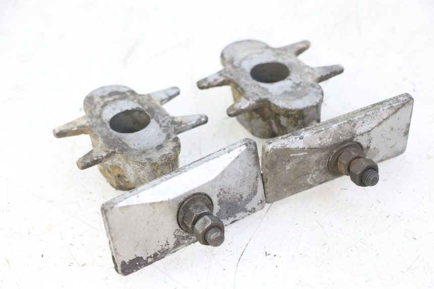 photo de CHAIN TENSIONER YAMAHA FZS FAZER 600 (2001 - 2003)