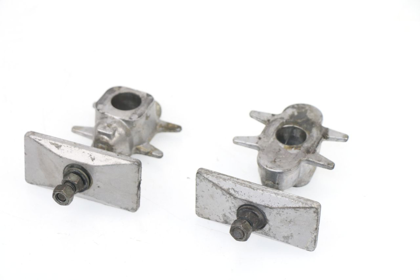 photo de CHAIN TENSIONER YAMAHA FZS FAZER 600 (2001 - 2003)