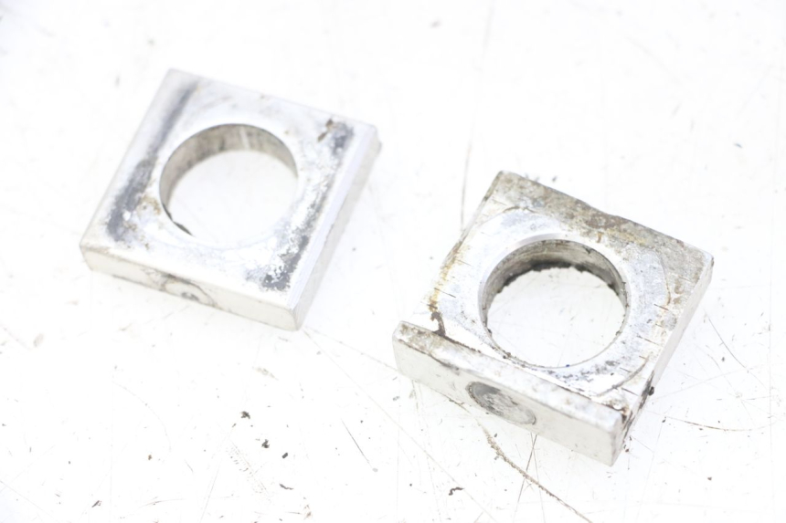 photo de CHAIN ADJUSTER YAMAHA YZ-F YZF 250 (2007 - 2013)