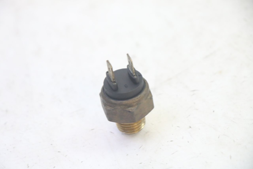 photo de THERMO SWITCH PEUGEOT ELYSEO 125 (1999 - 2004) - Component detail