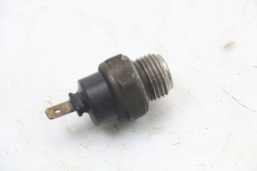 photo de THERMO SWITCH HONDA CBR F 1000 (1993 - 1996)