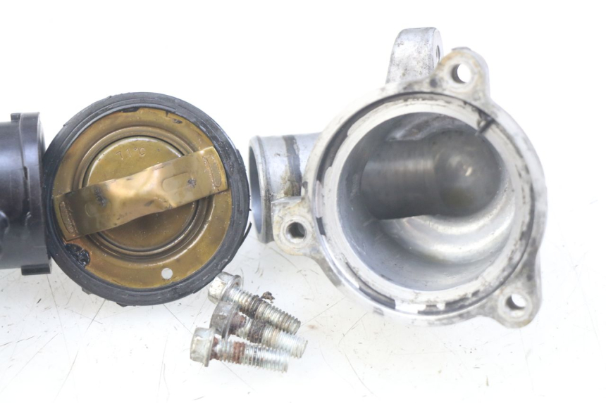 photo de THERMOSTAT YAMAHA FJR ABS 1300 (2006 - 2012)