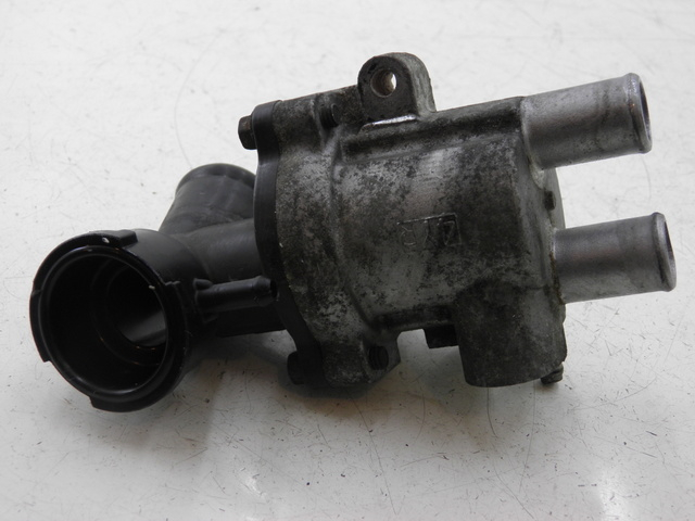 photo de THERMOSTAT YAMAHA FZS FAZER 600 (1998 - 2001)