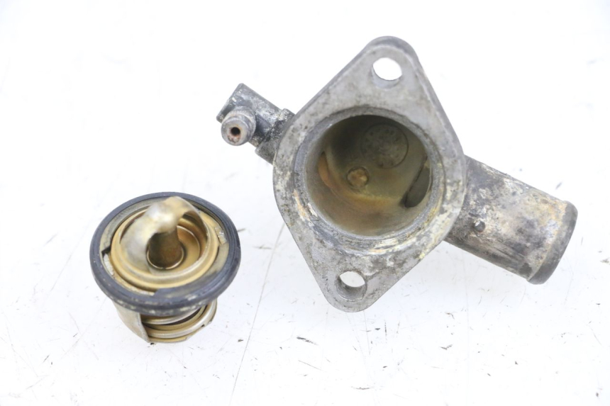 photo de THERMOSTAT YAMAHA YP MAJESTY 125 (2002 - 2006) - Zoom on usage condition