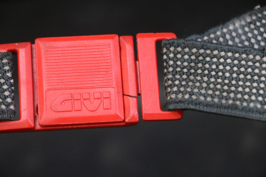 photo de TOP BOX PEUGEOT KISBEE 2T 50 (2010 - 2017)