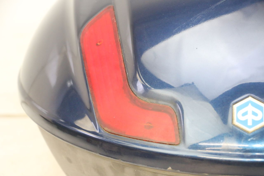 photo de TOP BOX PIAGGIO MP3 RL 250 (2006 - 2010) - Surface and material condition