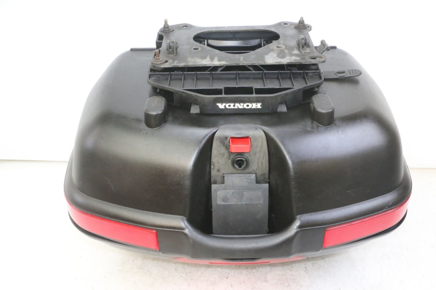 photo de TOP BOX HONDA NTV DEAUVILLE ABS 700 (2007 - 2016)